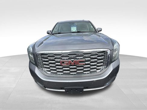Used 2018 GMC Yukon XL Denali w/ Denali Ultimate Package AWD/4WD image 2