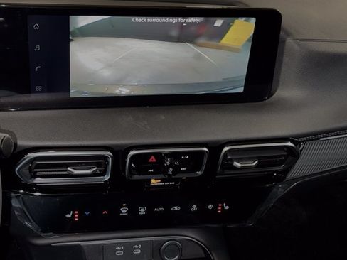 New 2026 Nissan Sentra SV w/ SV Convenience Package FWD image 21