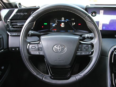 Used 2023 Toyota Mirai XLE w/ Advanced Technology Package image 31