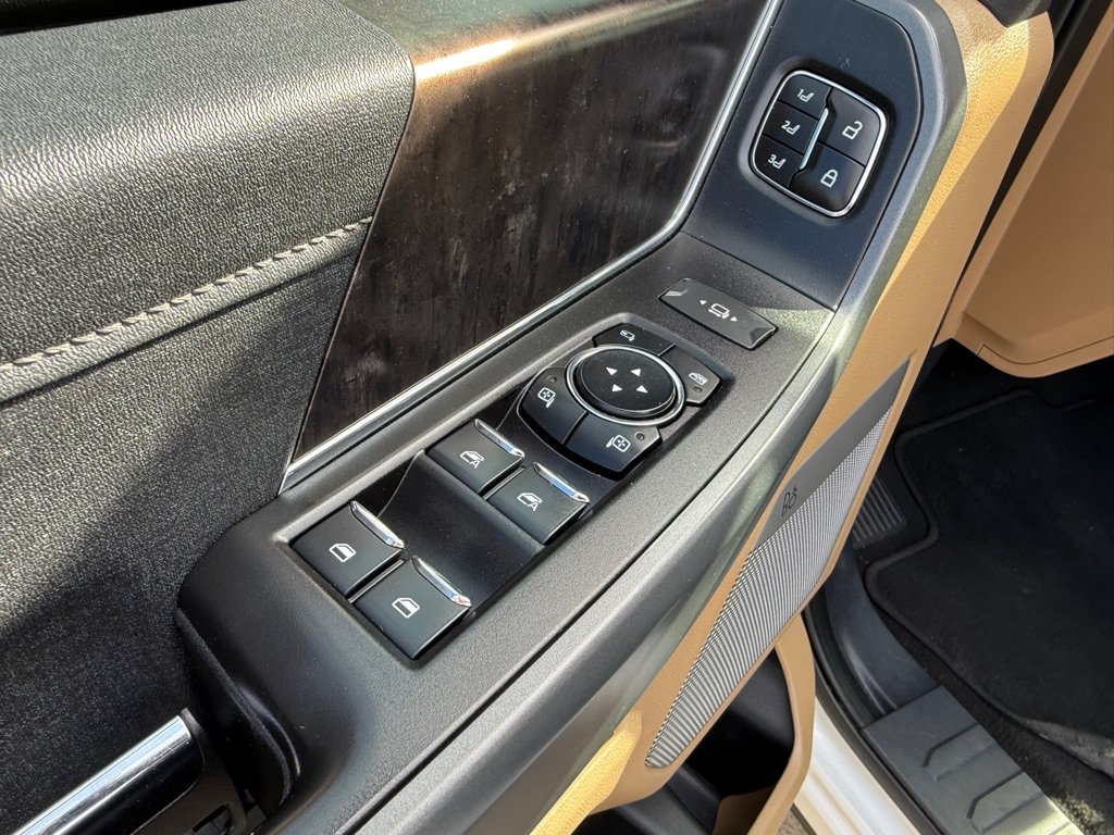 Used 2023 Ford F250 Lariat w/ FX4 Off-Road Package AWD/4WD image 20