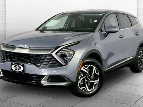 Used 2025 Kia Sportage LX AWD/4WD image 12