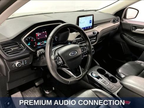 Used 2022 Ford Escape SEL w/ Equipment Group 302A AWD/4WD image 23