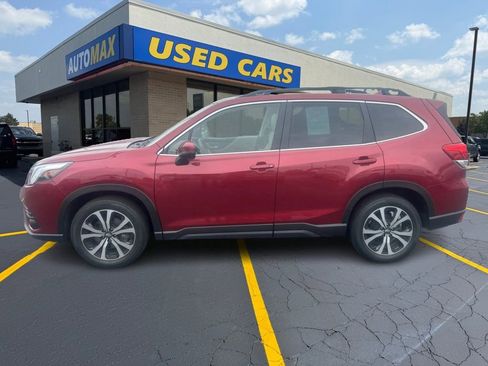 Used 2023 Subaru Forester Limited image 8