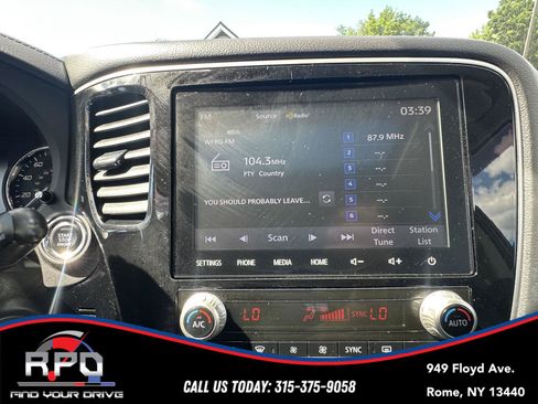 Used 2020 Mitsubishi Outlander SE AWD/4WD image 14