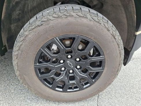 Certified 2023 Chevrolet Colorado Trail Boss w/ Advanced Trailering Package image 8