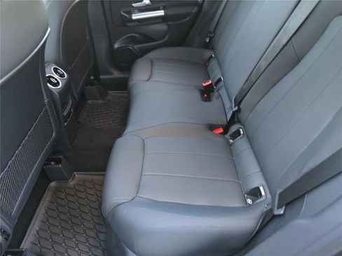 New 2026 Mercedes-Benz GLA 250 4MATIC image 16
