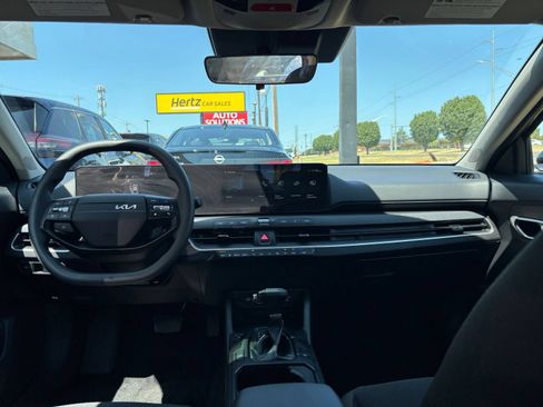 Used 2026 Kia K4 FWD image 32