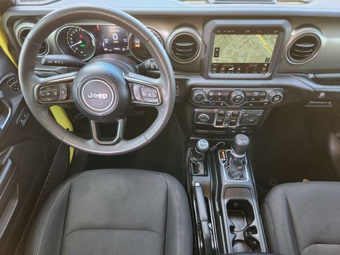 Used 2023 Jeep Wrangler Unlimited w/ Cold Weather Group AWD/4WD image 35