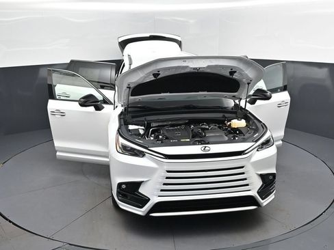New 2026 Lexus TX 500h AWD image 51
