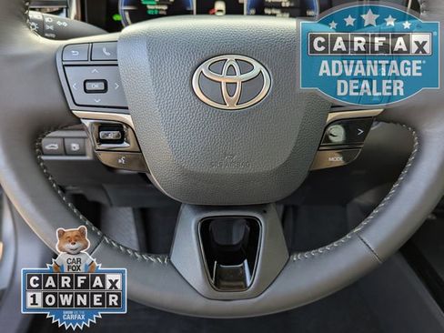 Used 2025 Toyota Camry XLE w/ Premium Package image 6