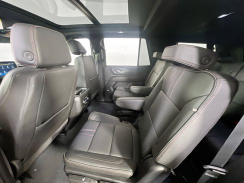 Used 2024 Chevrolet Tahoe RST w/ Luxury Package image 25