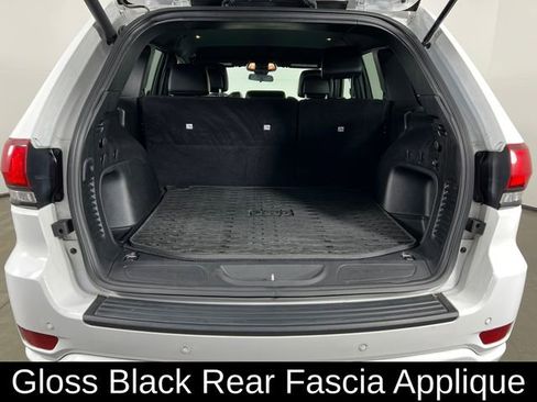 Used 2021 Jeep Grand Cherokee Laredo X image 18