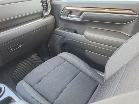 Used 2024 Chevrolet Silverado 1500 LT AWD/4WD image 22