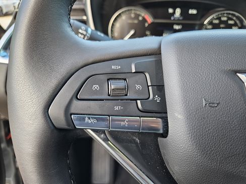 New 2025 Cadillac XT6 Luxury image 33