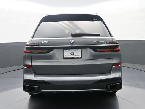 Used 2026 BMW X7 xDrive40i w/ M Sport Package AWD/4WD image 6