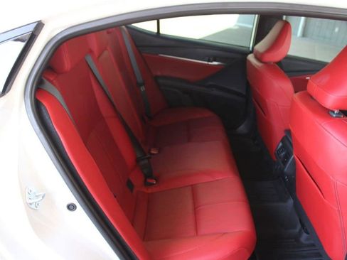 Used 2025 Toyota Camry XSE FWD image 10