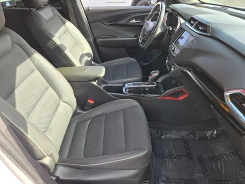 Used 2022 Chevrolet TrailBlazer RS image 13