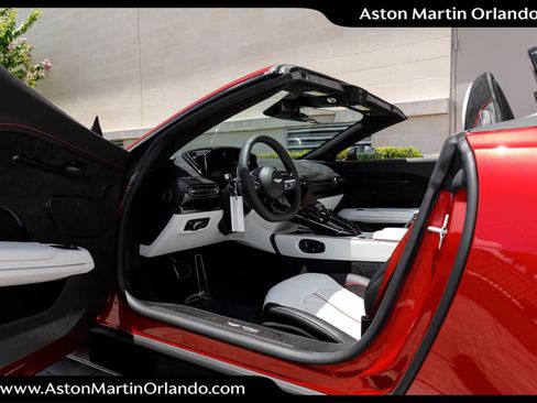New 2026 Aston Martin V8 Vantage S RWD image 3
