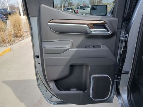 New 2026 GMC Sierra 1500 Elevation image 13