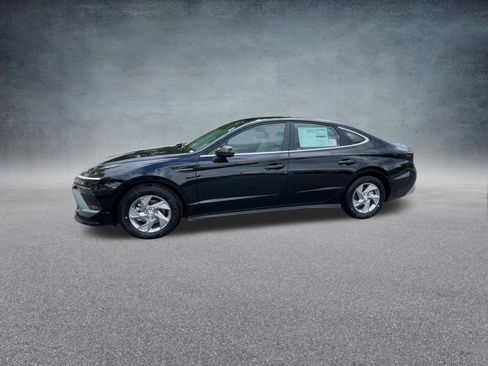 Used 2026 Hyundai Sonata SE image 12