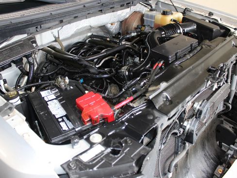 Used 2011 Ford F150 Lariat w/ Lariat Chrome Pkg RWD image 38