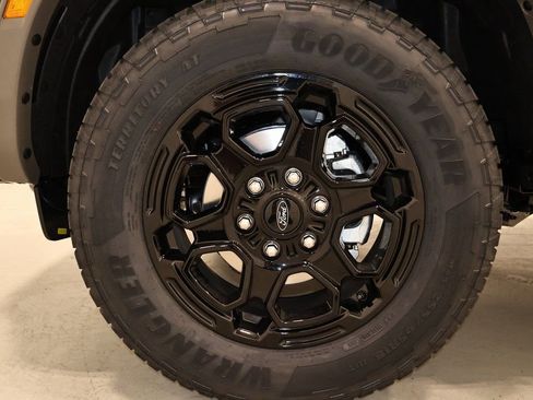 New 2025 Ford Ranger XLT image 32