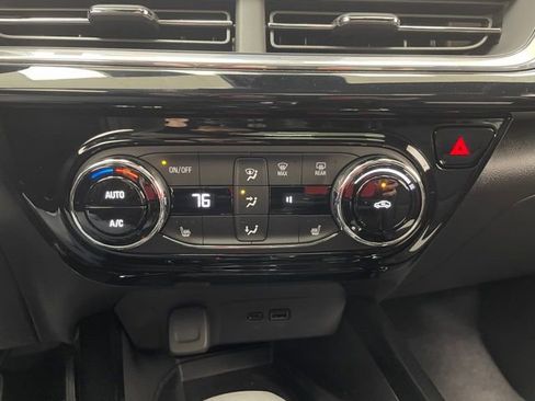 New 2026 Chevrolet Trax RS w/ Sunroof Package image 5