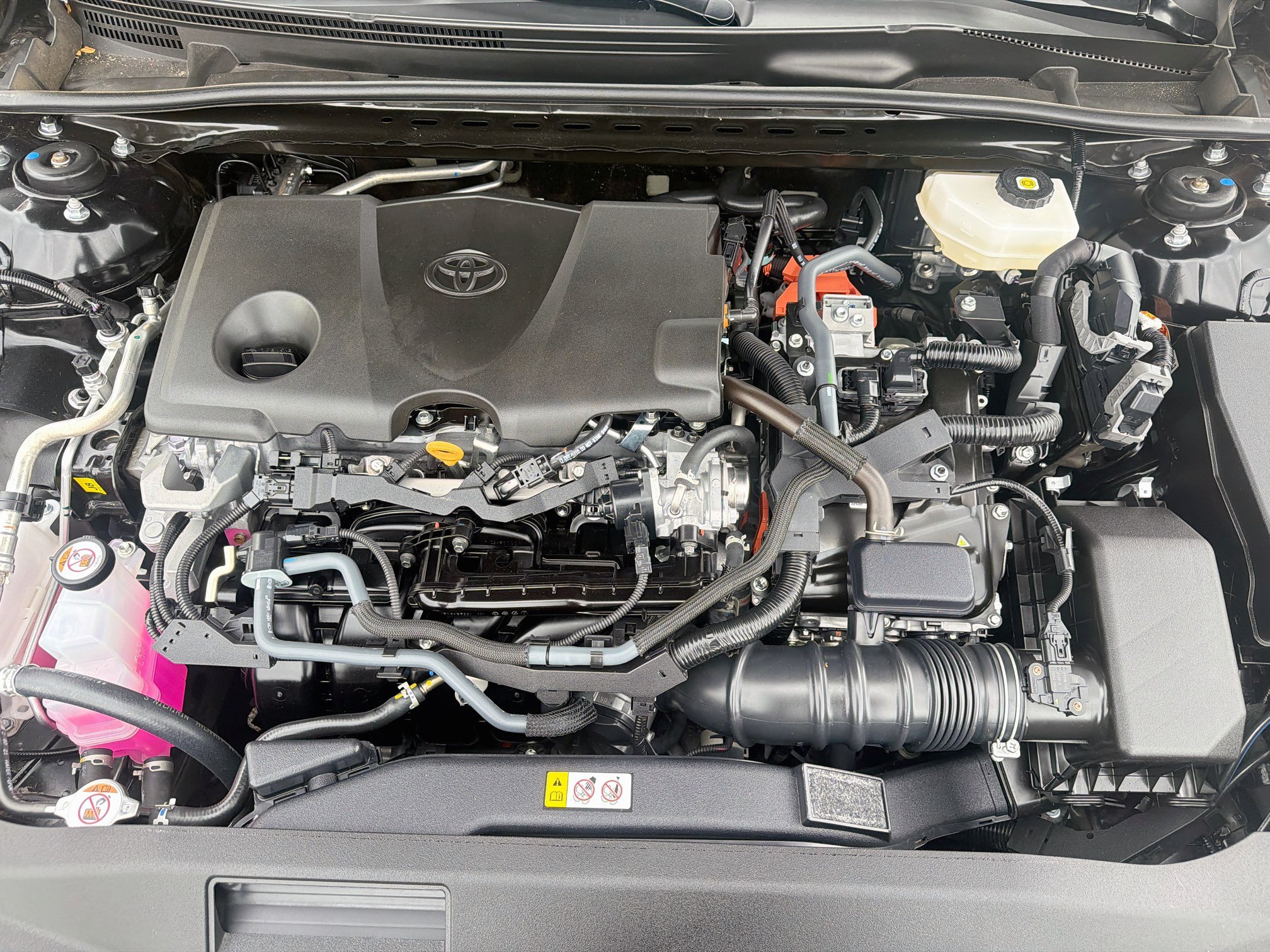 Used 2026 Toyota Camry SE FWD image 32