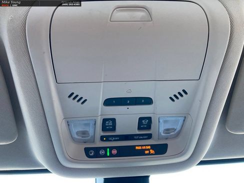 Used 2021 GMC Acadia Denali w/ GMC Pro Grade Package AWD/4WD image 34