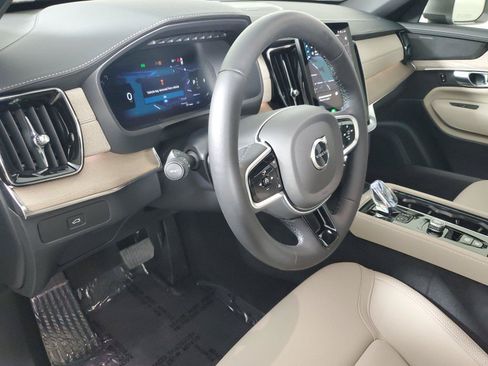 Certified 2026 Volvo XC90 B6 Plus w/ Protection Package Premier AWD/4WD image 24