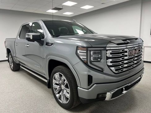 Used 2024 GMC Sierra 1500 Denali w/ Denali Reserve Package image 2