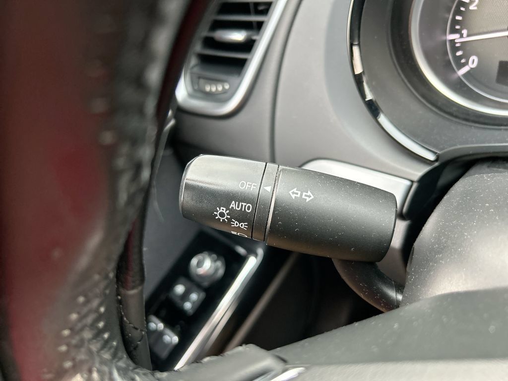 Used 2018 MAZDA CX-9 Sport FWD image 21