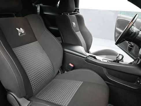 Used 2022 Dodge Challenger R/T Scat Pack RWD image 21