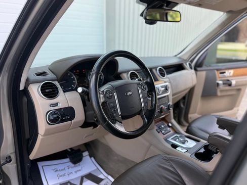 Used 2014 Land Rover LR4 HSE LUX AWD/4WD image 21