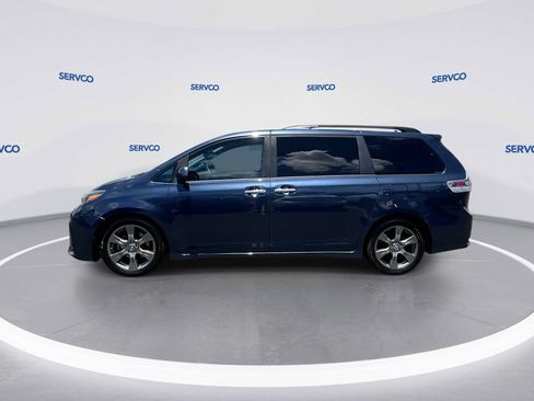 Used 2019 Toyota Sienna SE FWD image 5
