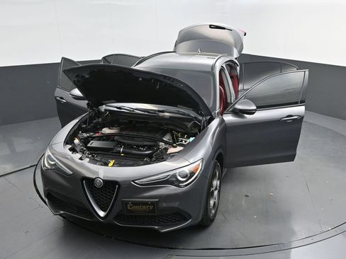 Used 2018 Alfa Romeo Stelvio Sport w/ Quick Order Package 22J Sport image 45