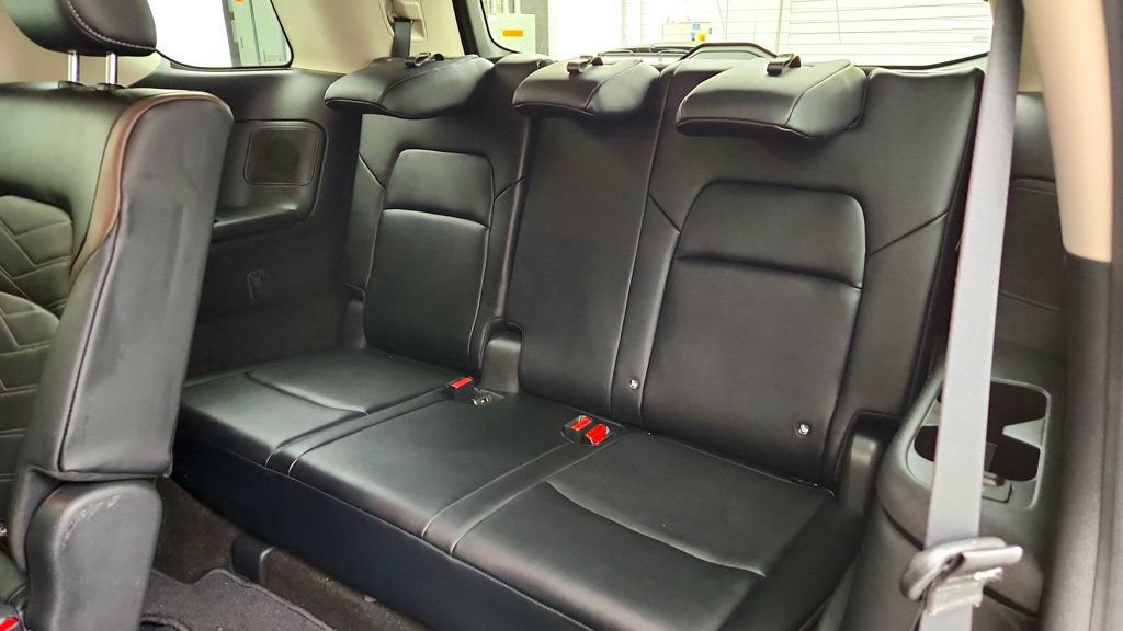 Used 2024 Nissan Pathfinder Platinum AWD/4WD image 22
