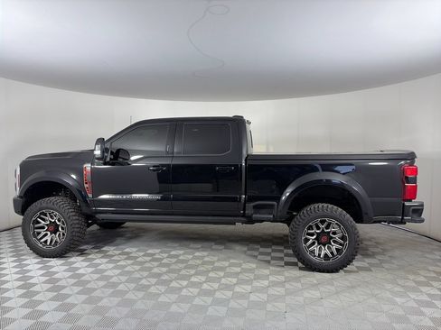 Used 2026 Ford F250 Lariat w/ Black Appearance Package AWD/4WD image 4