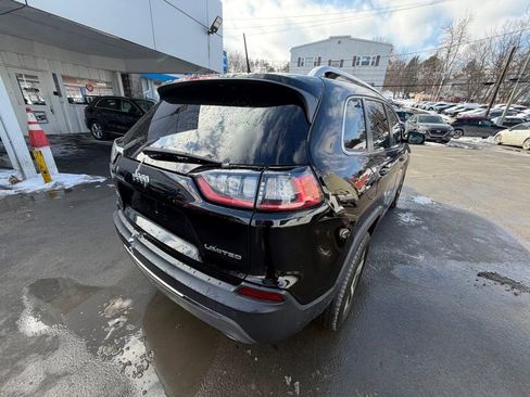 Used 2021 Jeep Cherokee Limited w/ Elite Package image 5