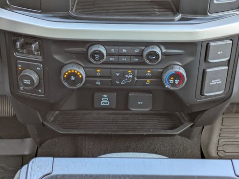 Used 2023 Ford F350 XLT image 20