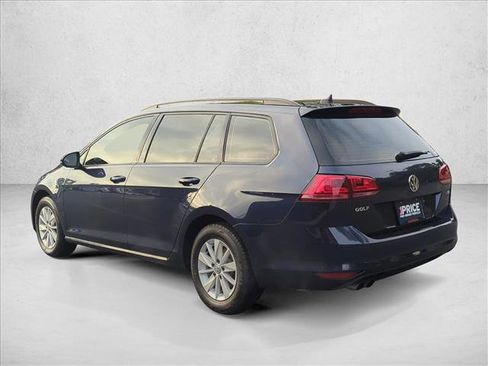 Used 2016 Volkswagen Golf S image 7