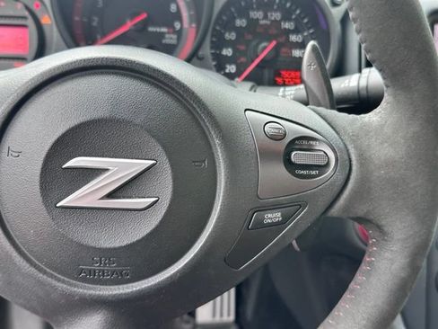 Used 2016 Nissan 370Z NISMO RWD image 19