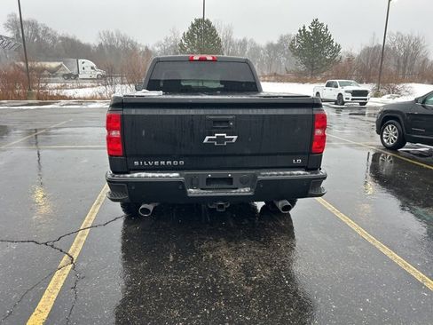 Used 2019 Chevrolet Silverado 1500 LT w/ All Star Edition image 3