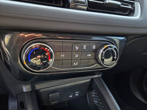 Used 2026 Chevrolet TrailBlazer LT AWD/4WD image 22