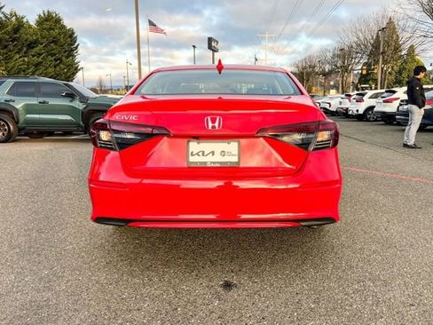 Used 2025 Honda Civic LX image 7