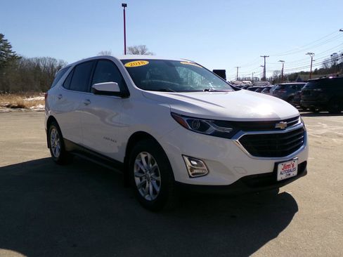 Used 2018 Chevrolet Equinox LT image 4