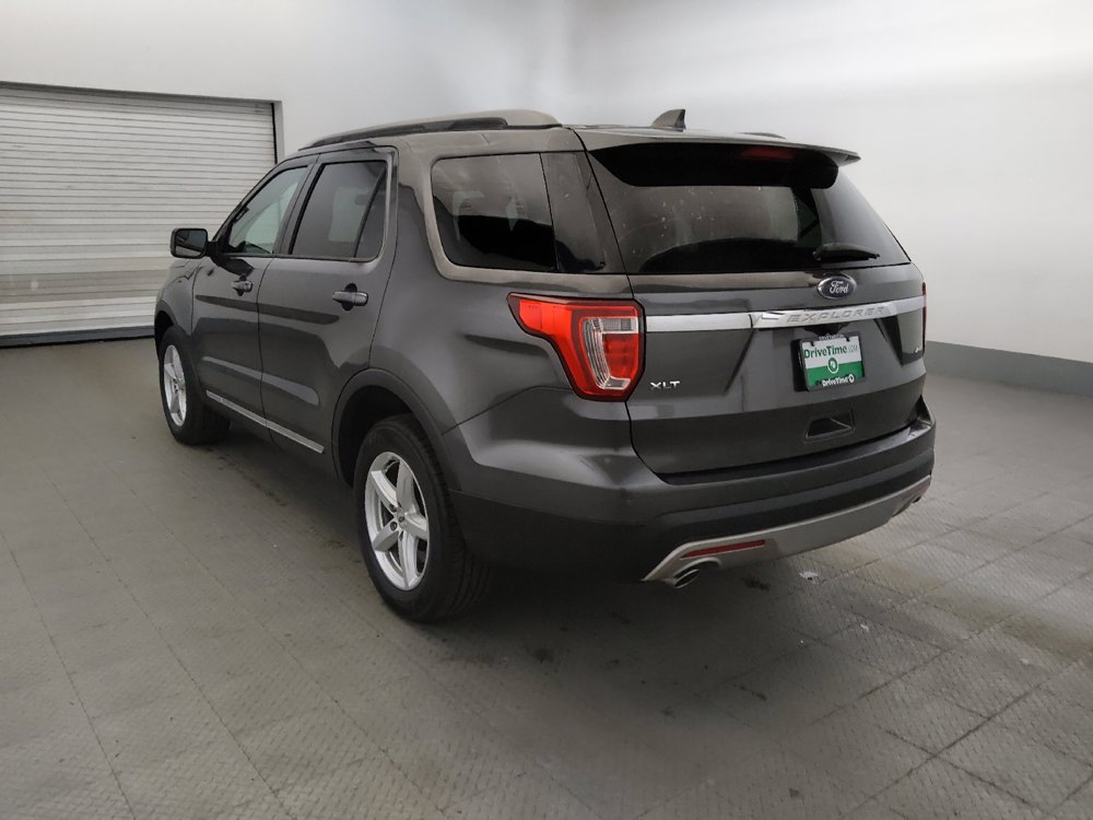 Used 2017 Ford Explorer XLT AWD/4WD image 5
