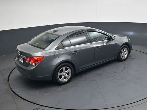 Used 2016 Chevrolet Cruze LT FWD image 32
