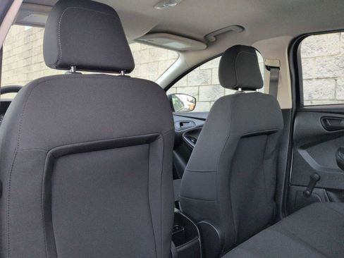 Used 2015 Ford Focus S image 19