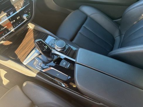 Used 2018 BMW 530i xDrive image 36